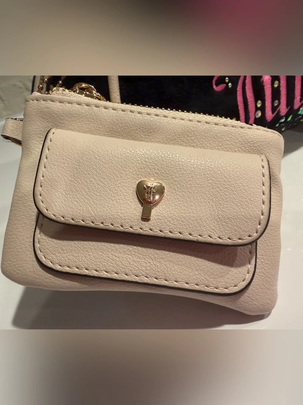 Juicy Couture NWT Classic Juicy Black Velour & Cream Satchel with Pink Logo P239